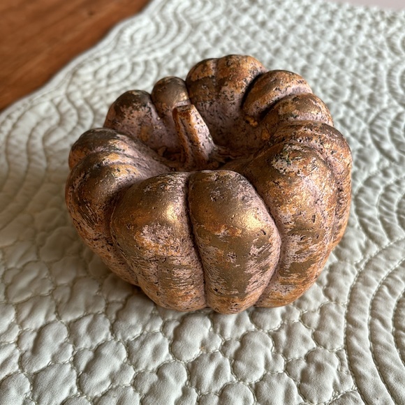 Set of Two Decorative Clay Pumpkins - Picture 5 of 8